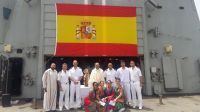 Coro con el Comandante y el Segundo